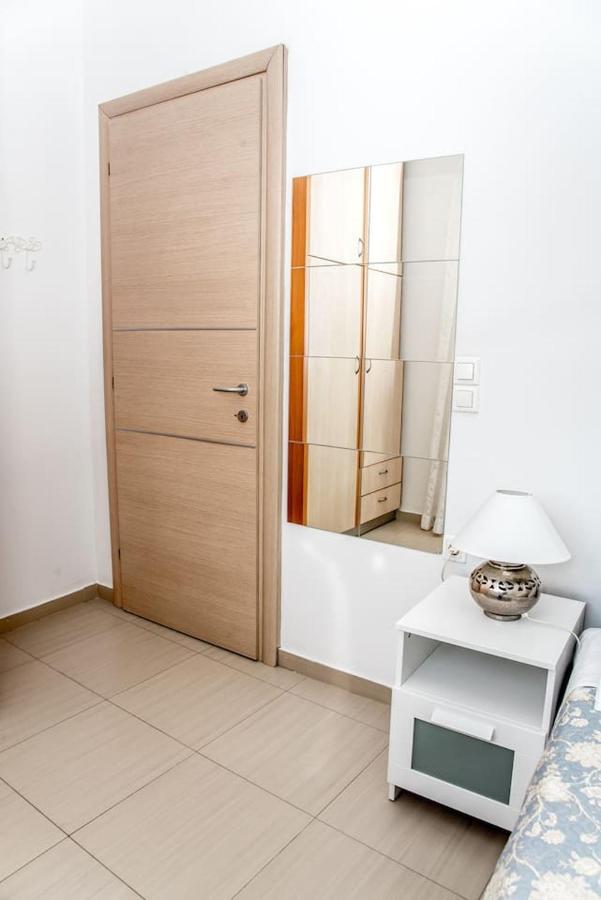 Nikis Apartment Chania  Eksteriør billede